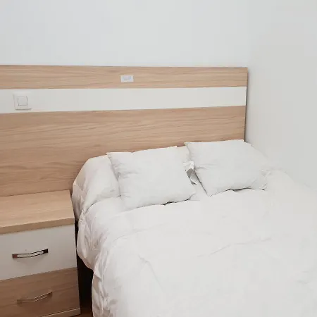 Vila, 132 *